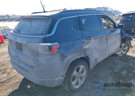 2019 Jeep Compass Latitude 4X4 z USA, uszkodzony, nr VIN 3C4NJDBBXKT654275